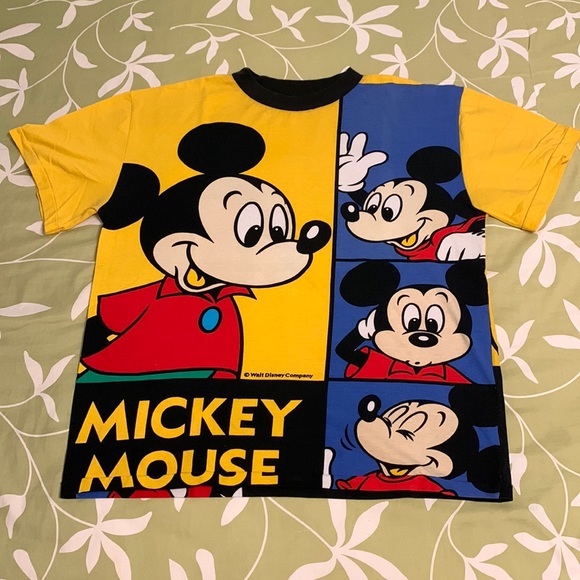 Disney: Mickey Mouse Selfie T-Shirt - Picture 1 of 2